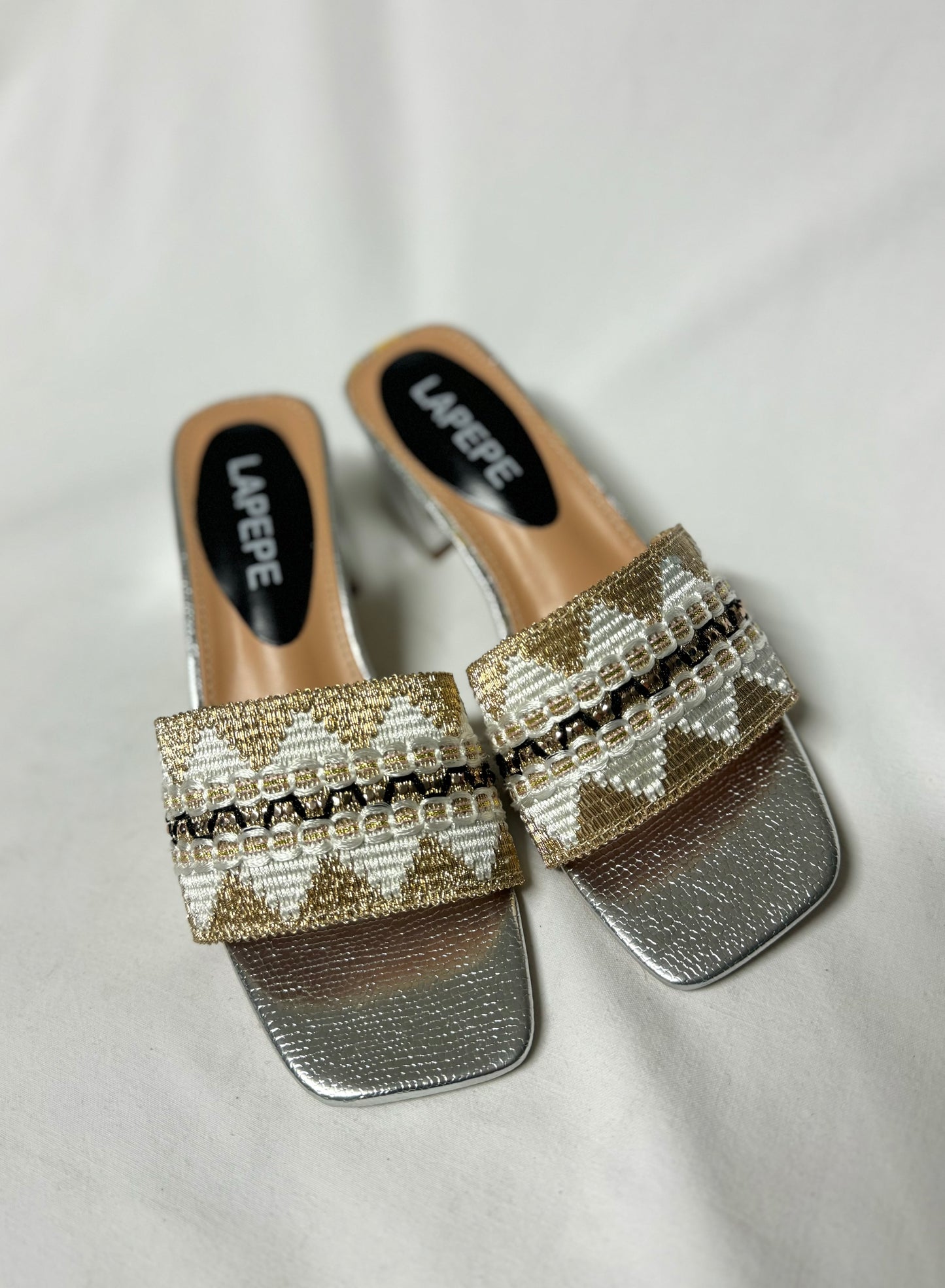 Sandalo Silver-Gold