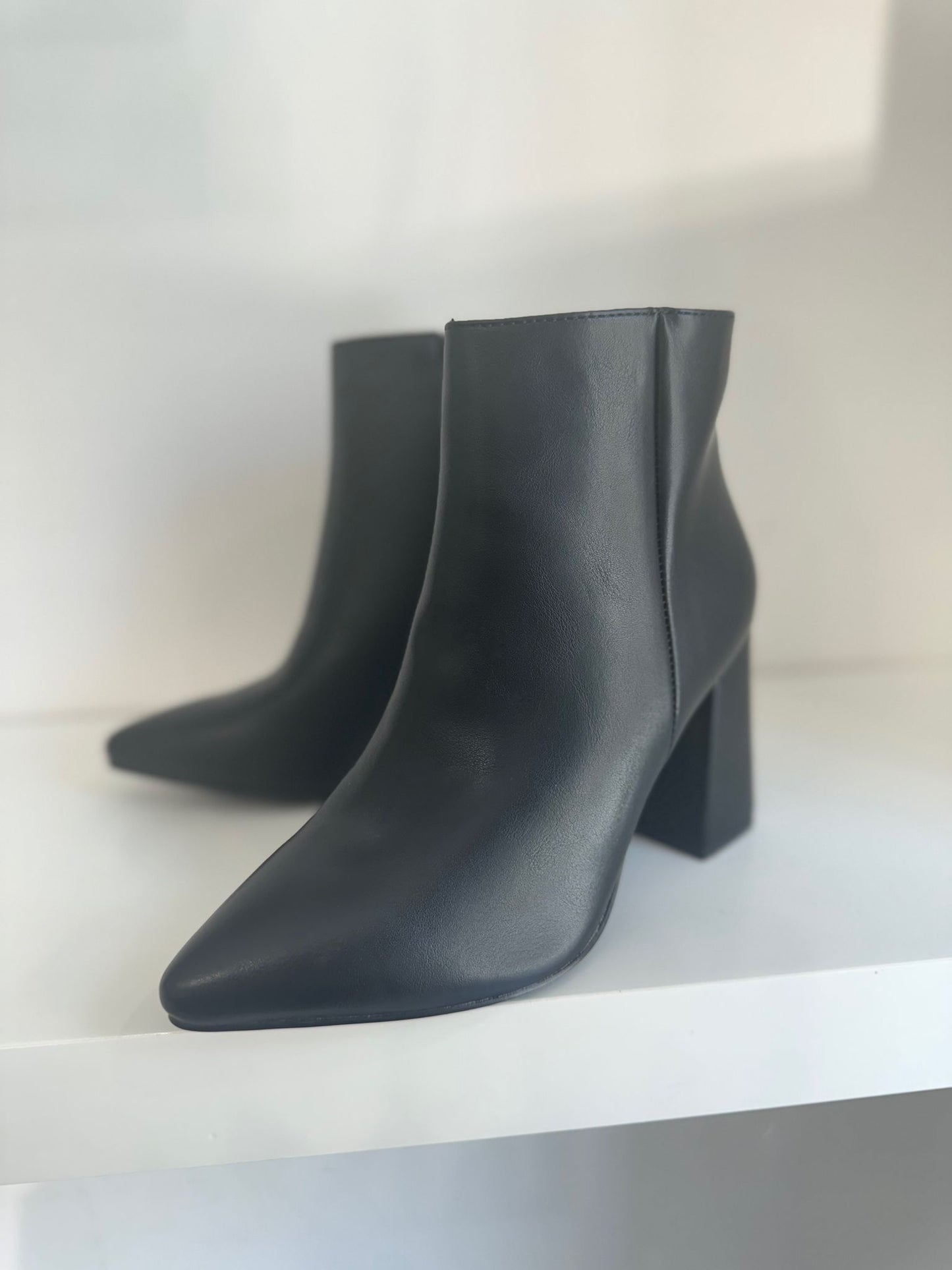 Tronchetto Stefania Nero