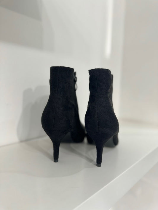 Stivaletto Daisy Camoscio Nero