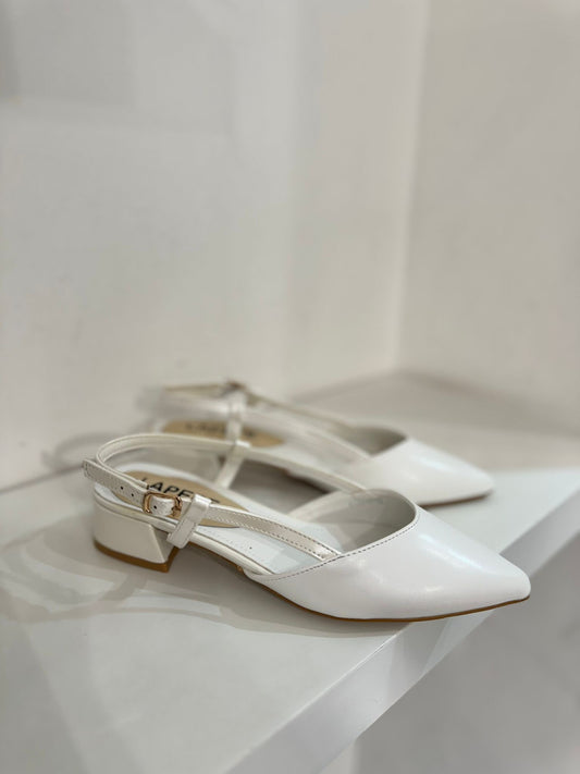 Ballerina Moana White