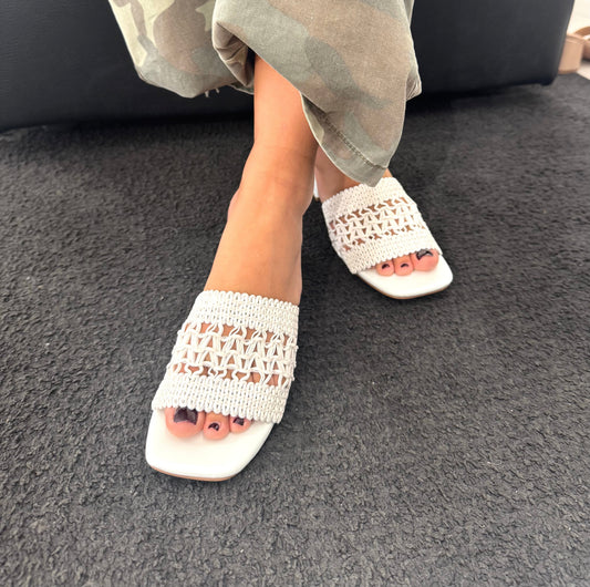 Sandali Dafne White