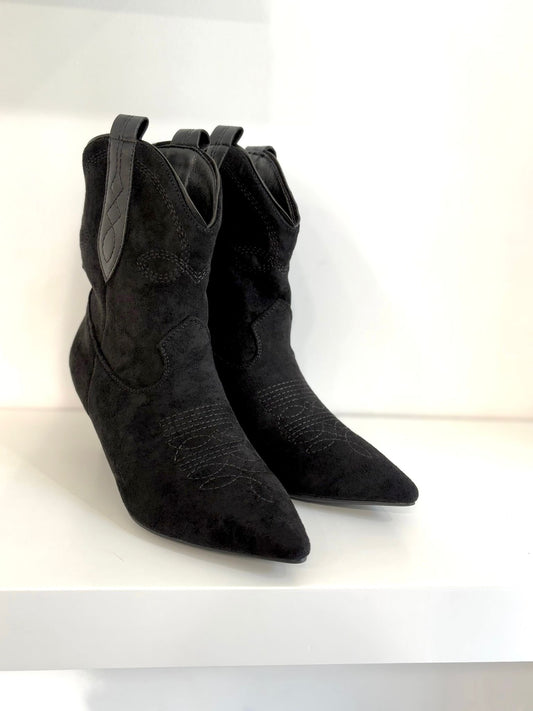 Stivaletto Claudia Camoscio Black