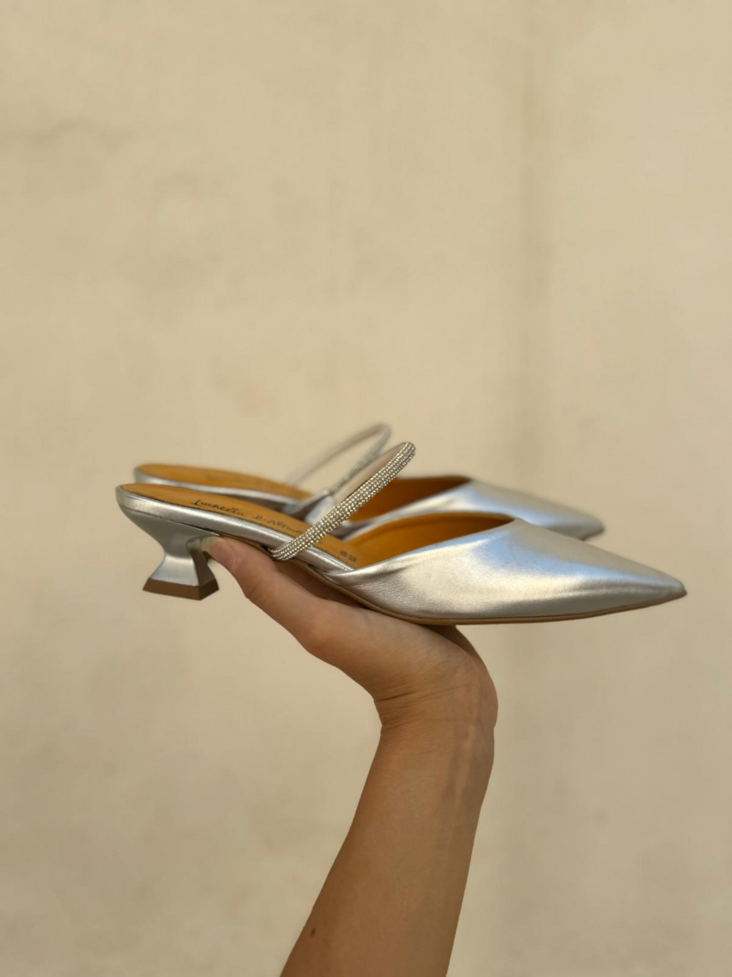 Slingback Lucrezia D’Altavilla Argento con cinturino