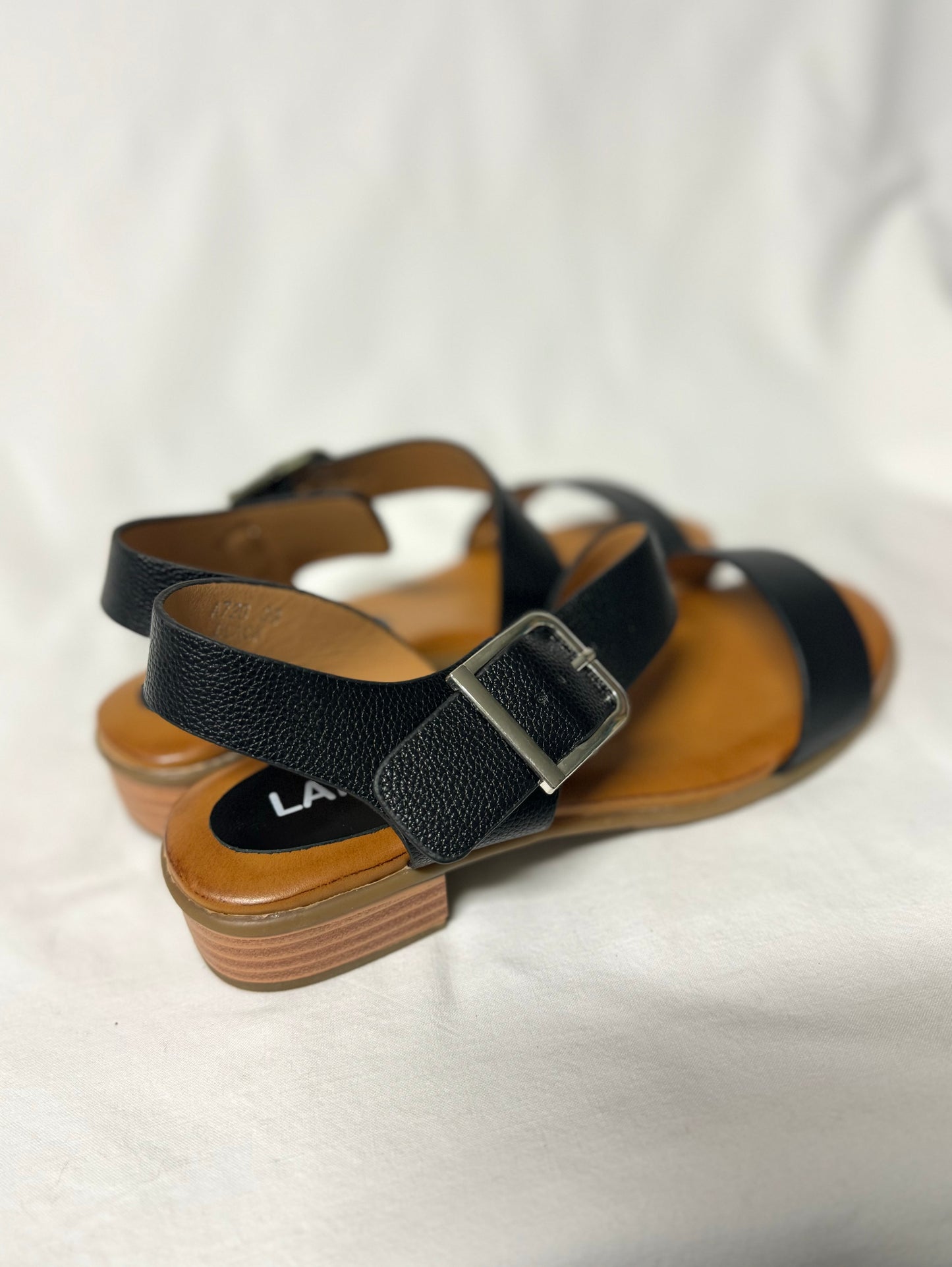 Sandali Black con Fibbia Argento