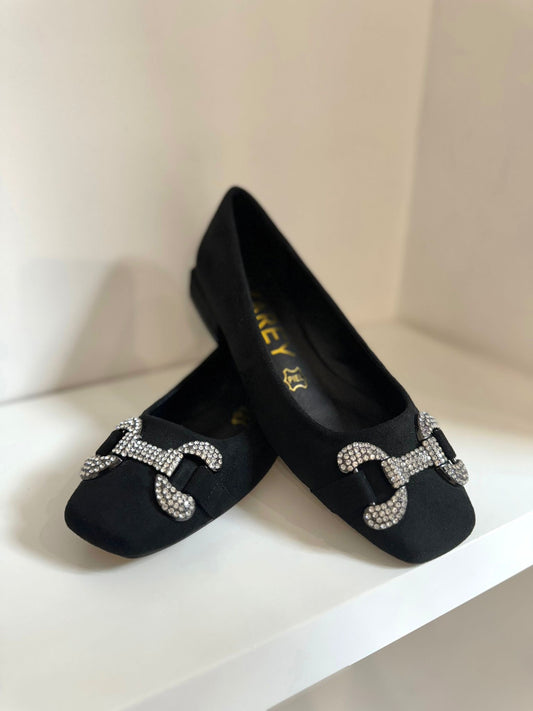 Ballerina Azarey in Camoscio Nero