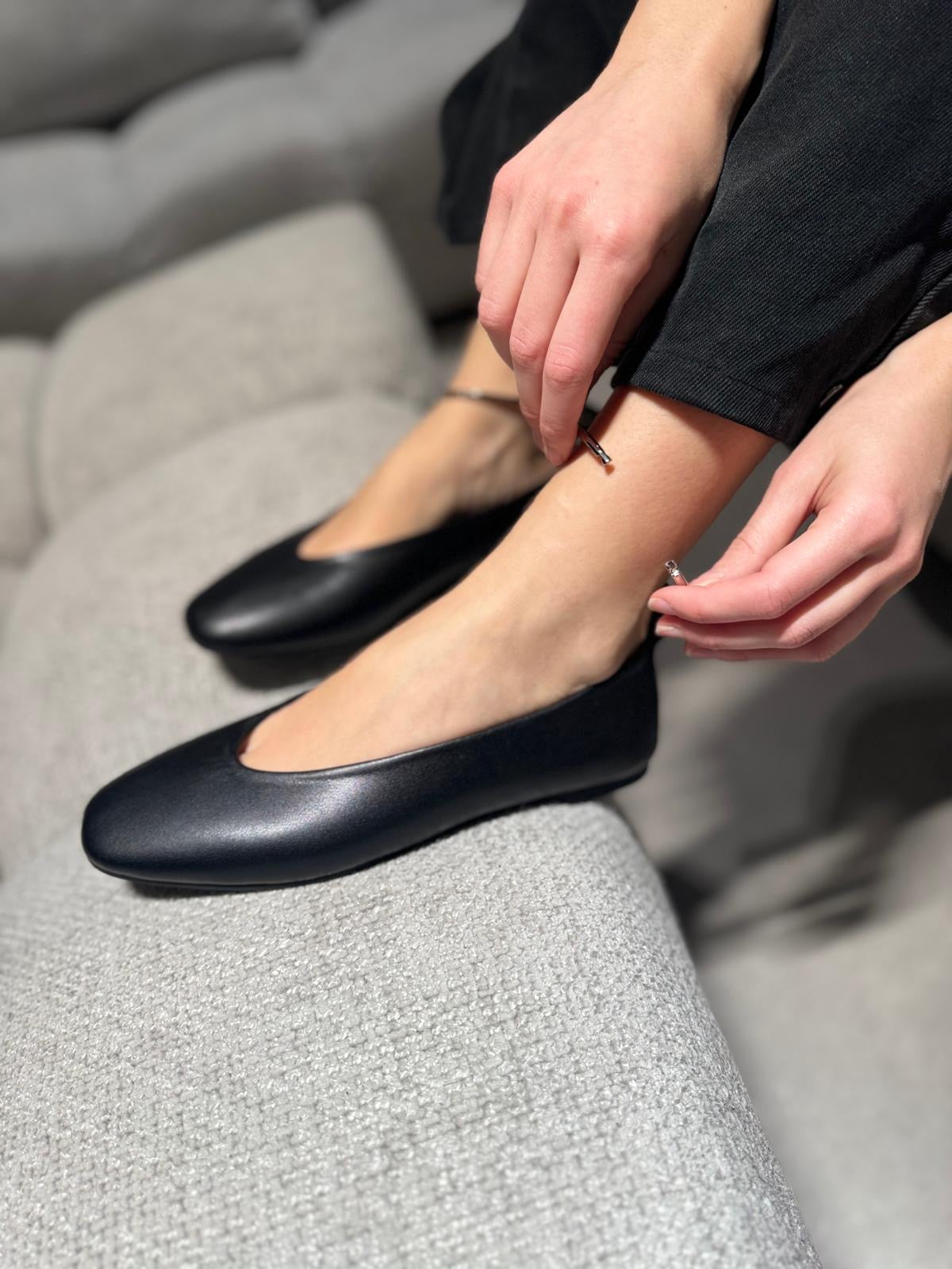 Ballerina Pixy Black Napa