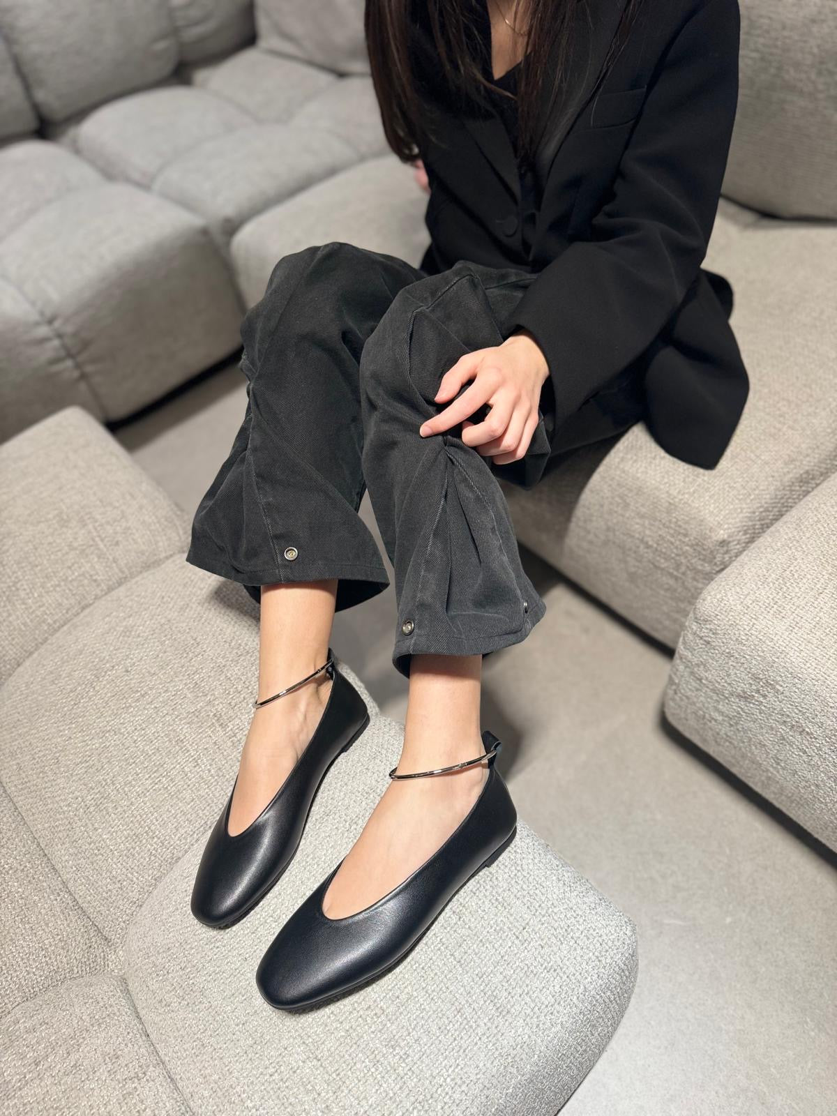 Ballerina Pixy Black Napa