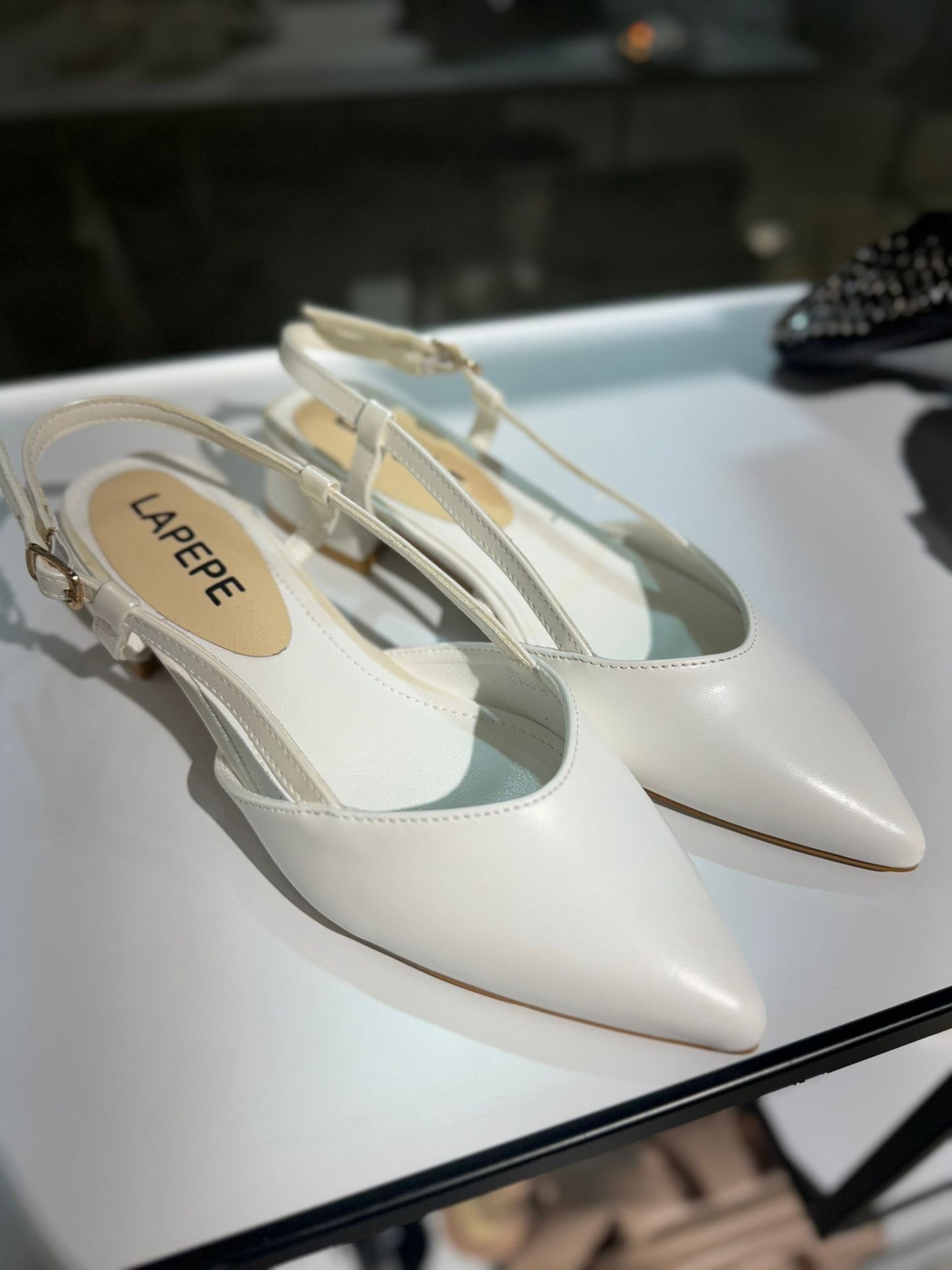 Ballerina Moana White