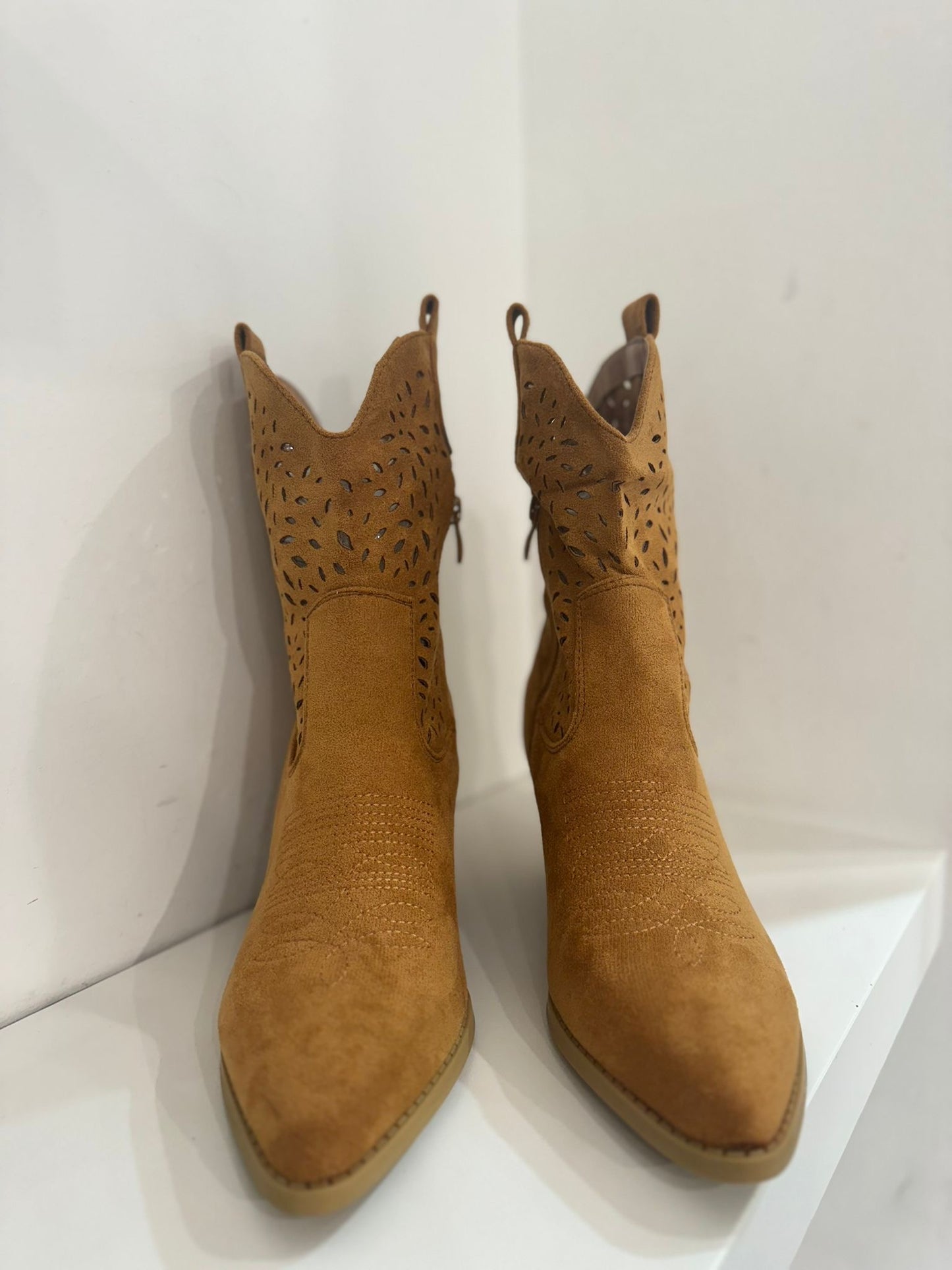 Stivaletto 2L9A Camel