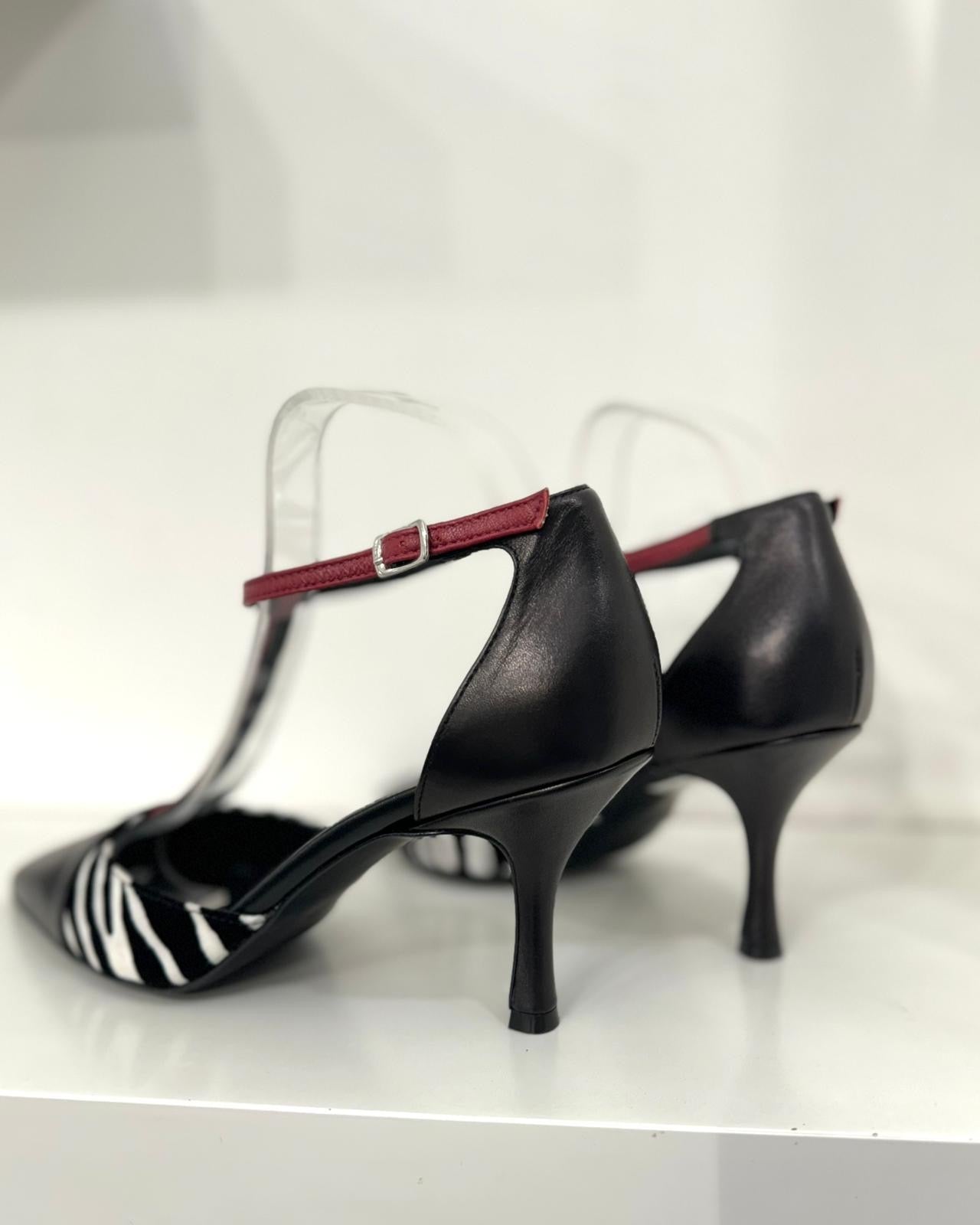 Décolleté Ovyè Nero-Zebra-Rosso