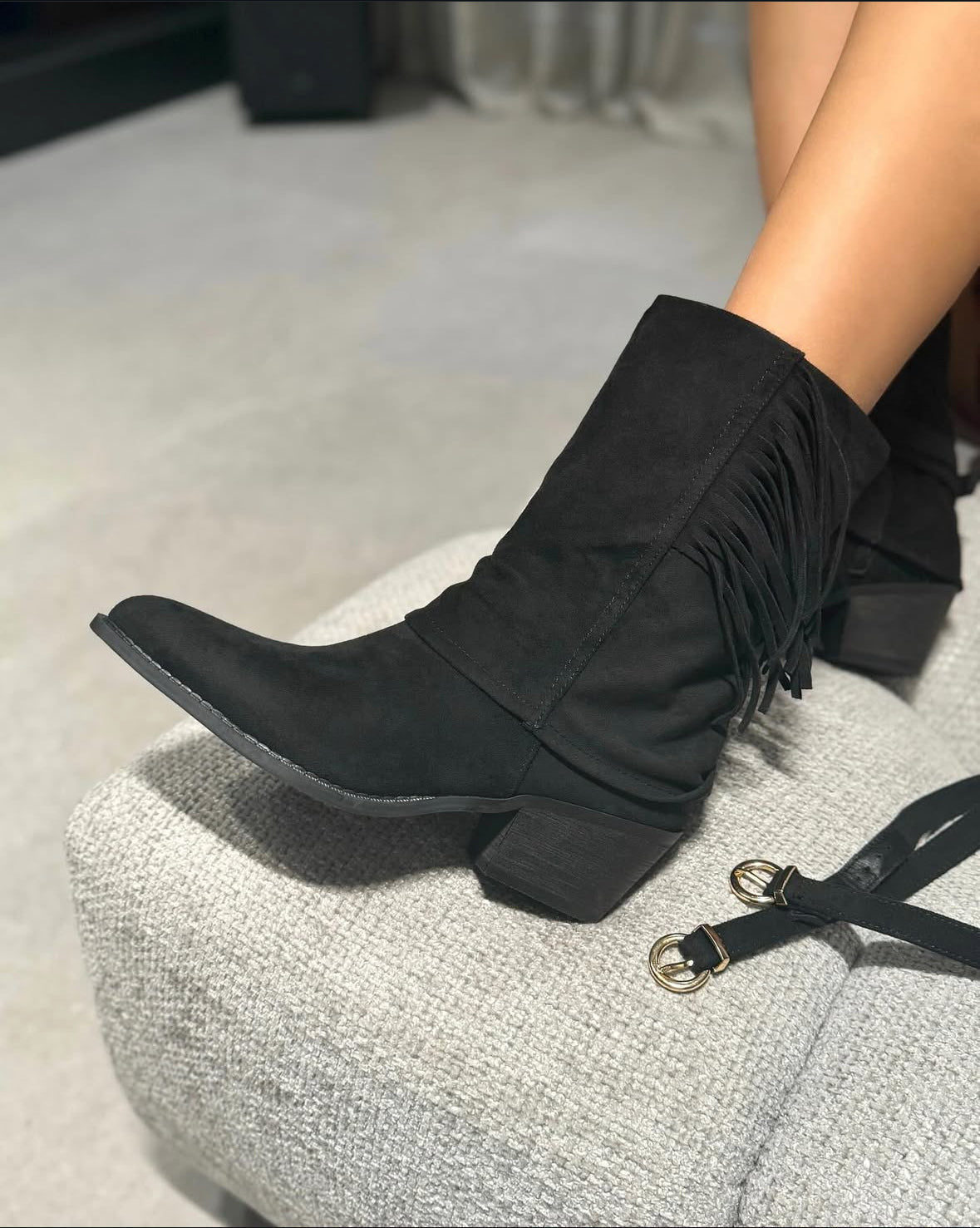 Stivaletto Nima Camoscio Black