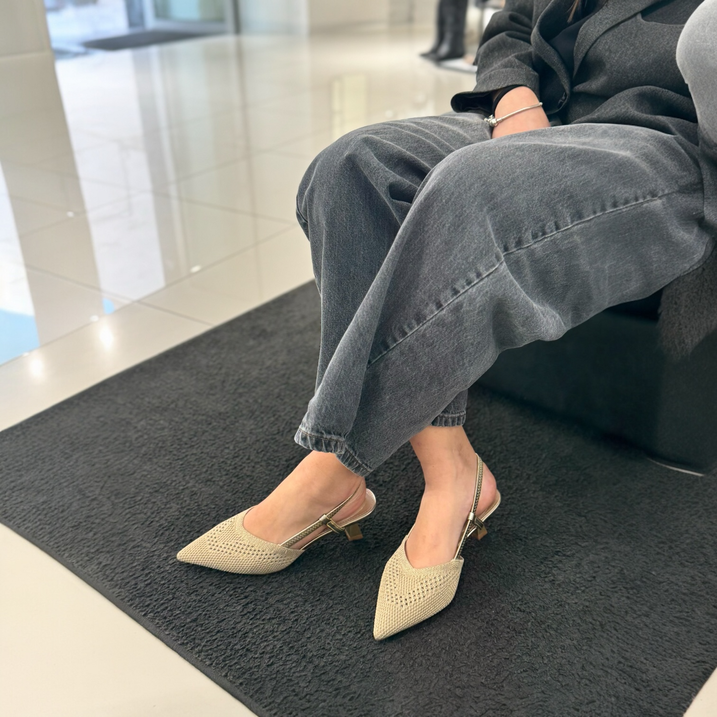 Slingback Sally Gold