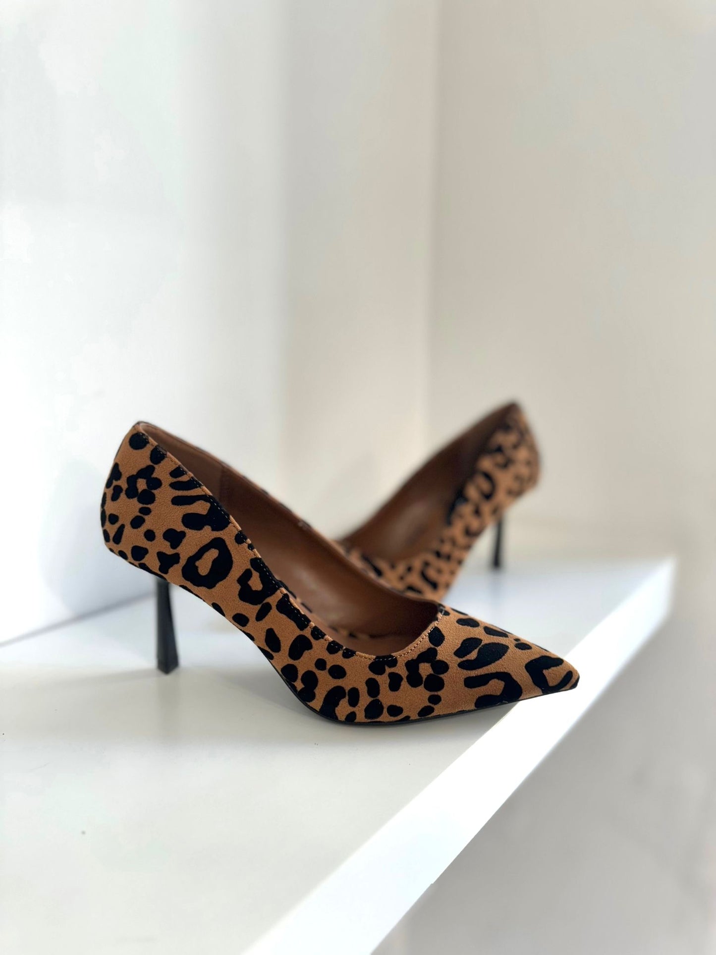 Décolleté Tara Leopard