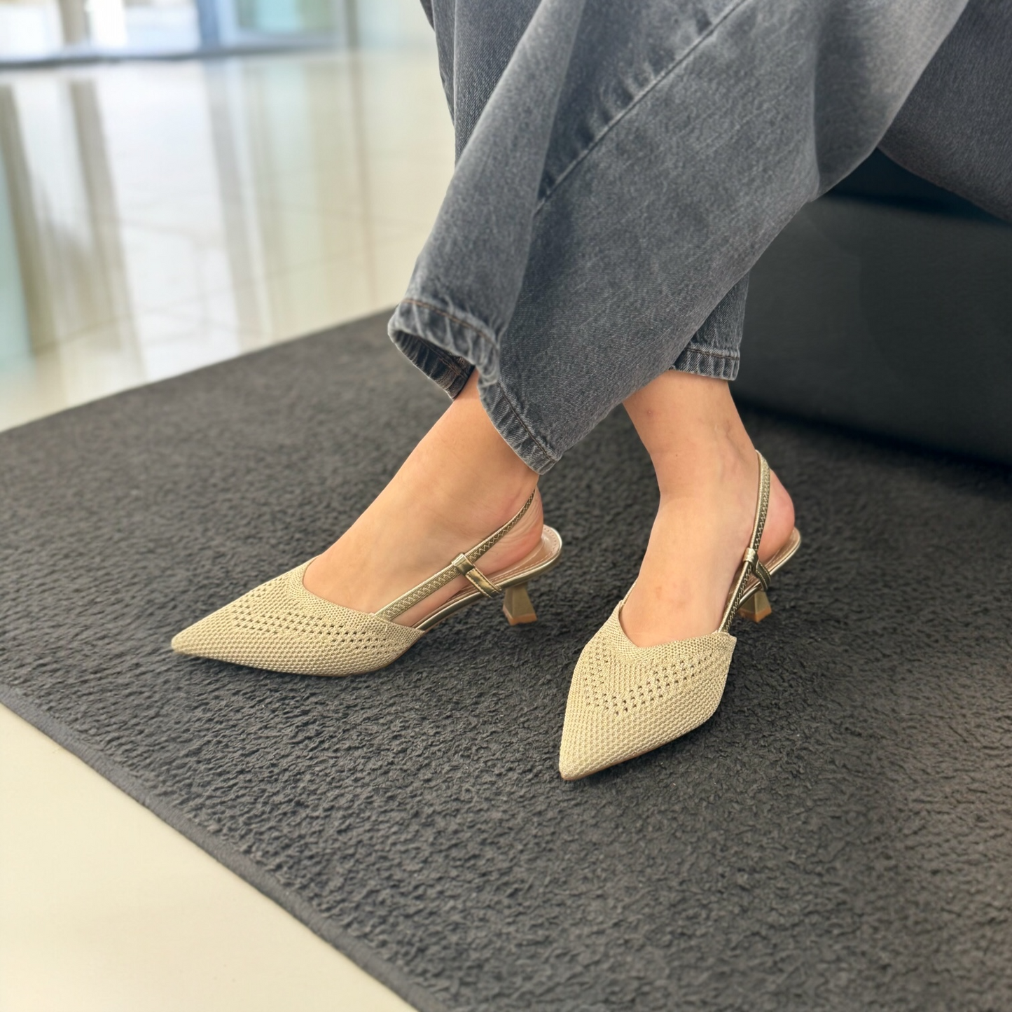 Slingback Sally Gold