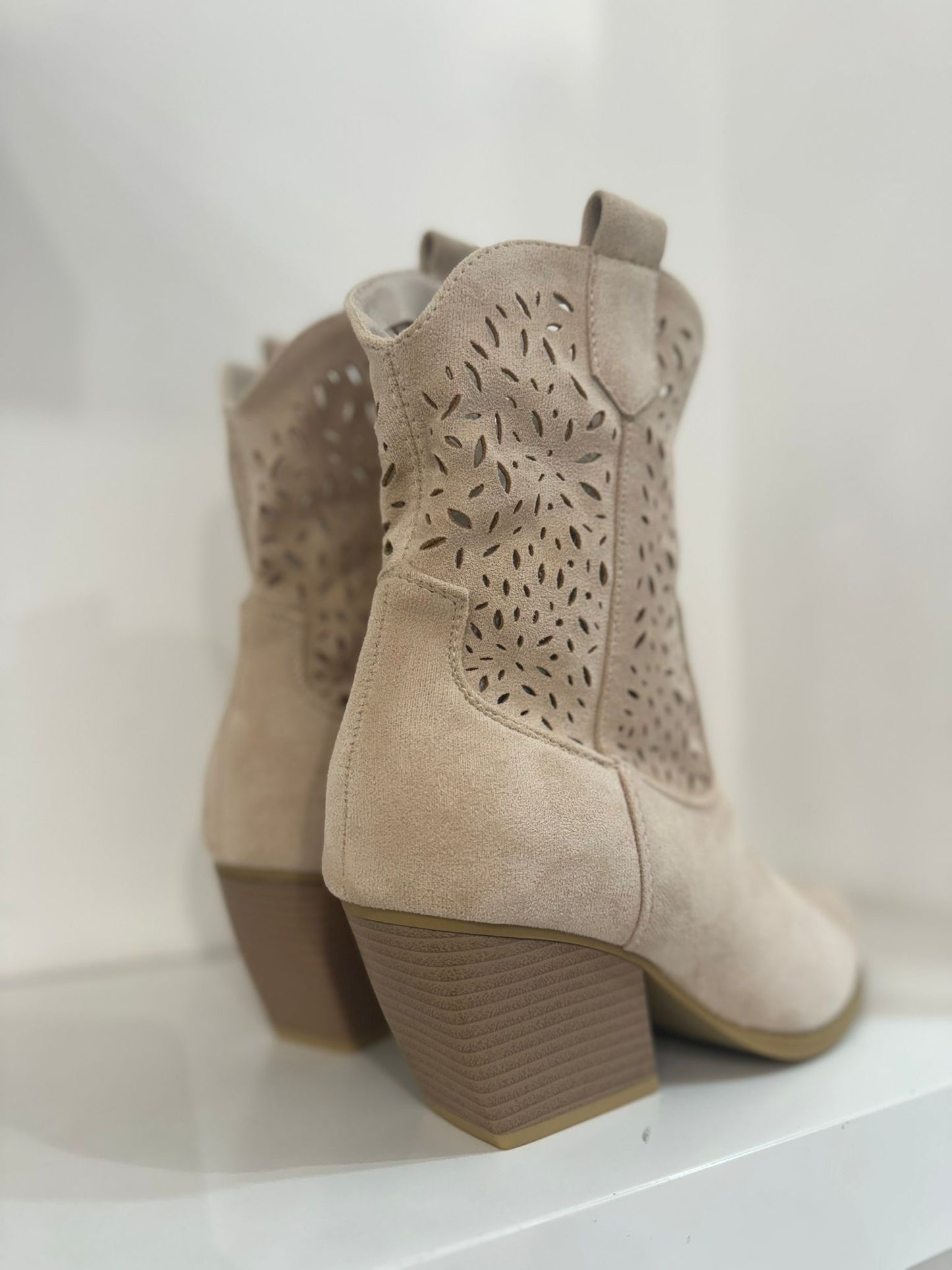 Stivaletto 2L9A Beige