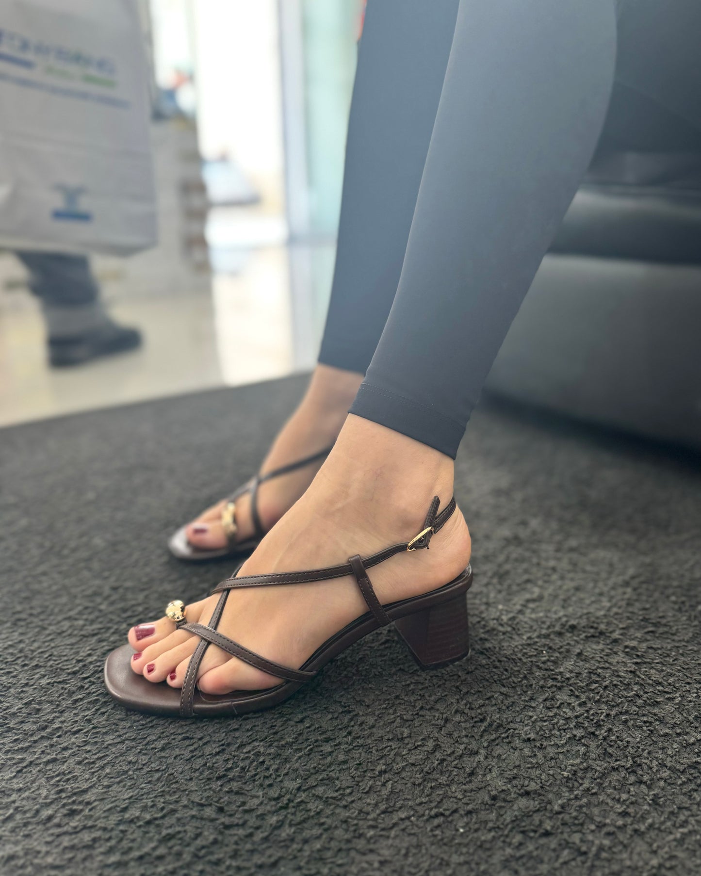 Sandali Melbourne Brown